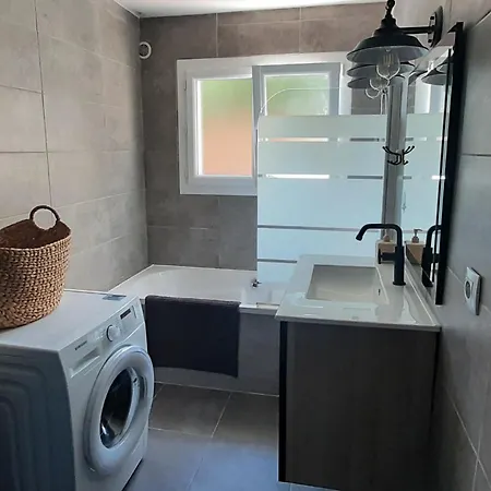 Superbe Classe 4etoiles Avec Piscine Privee *